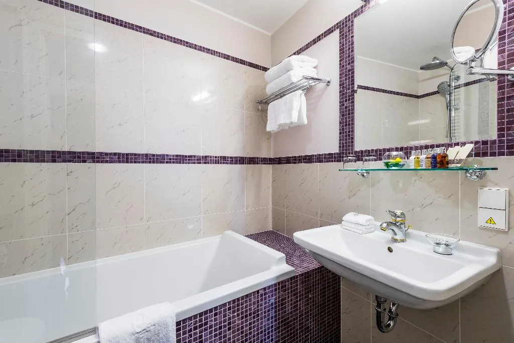 Double or Twin SUPERIOR Room, Golden Well, Prague