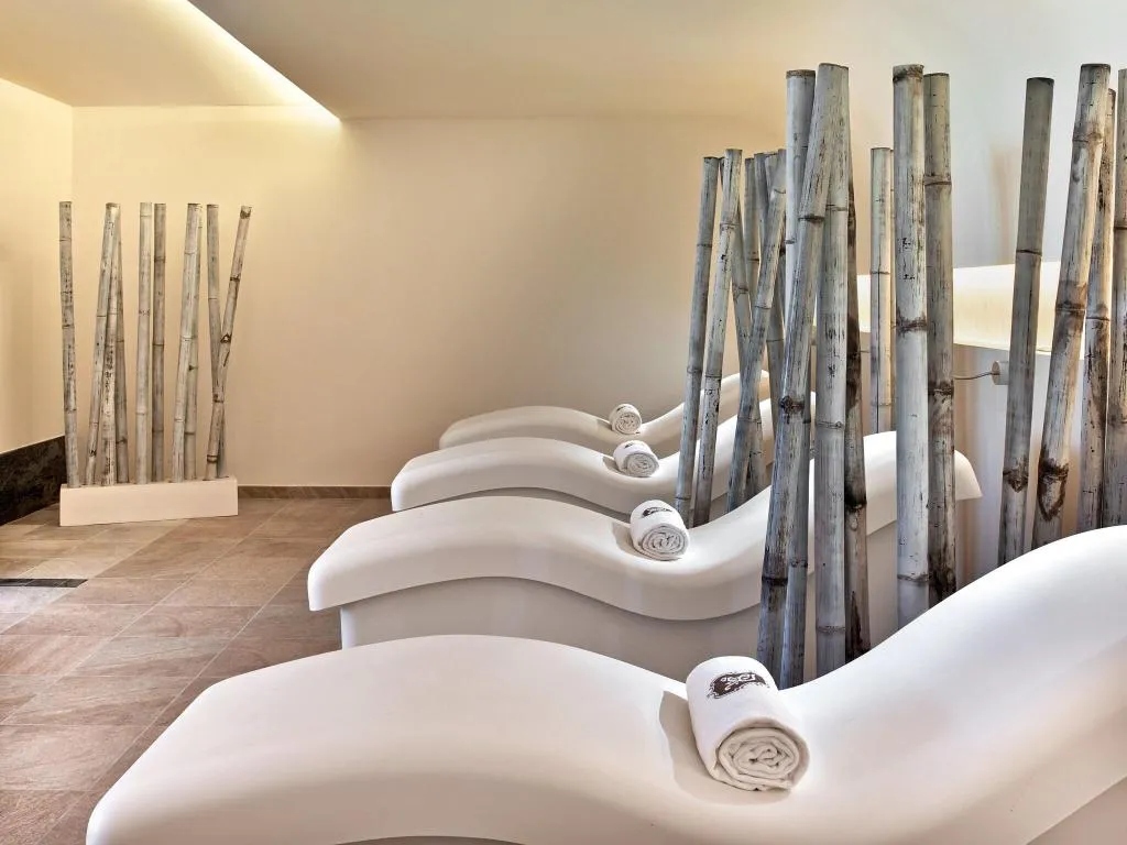 Sports and Entertainment, The St. Regis Mardavall Resort, Majorca