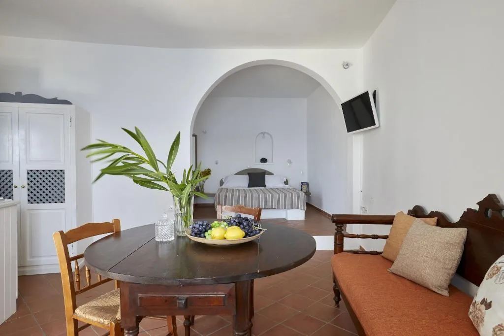 Room, Allure Breeze Suites, Santorini
