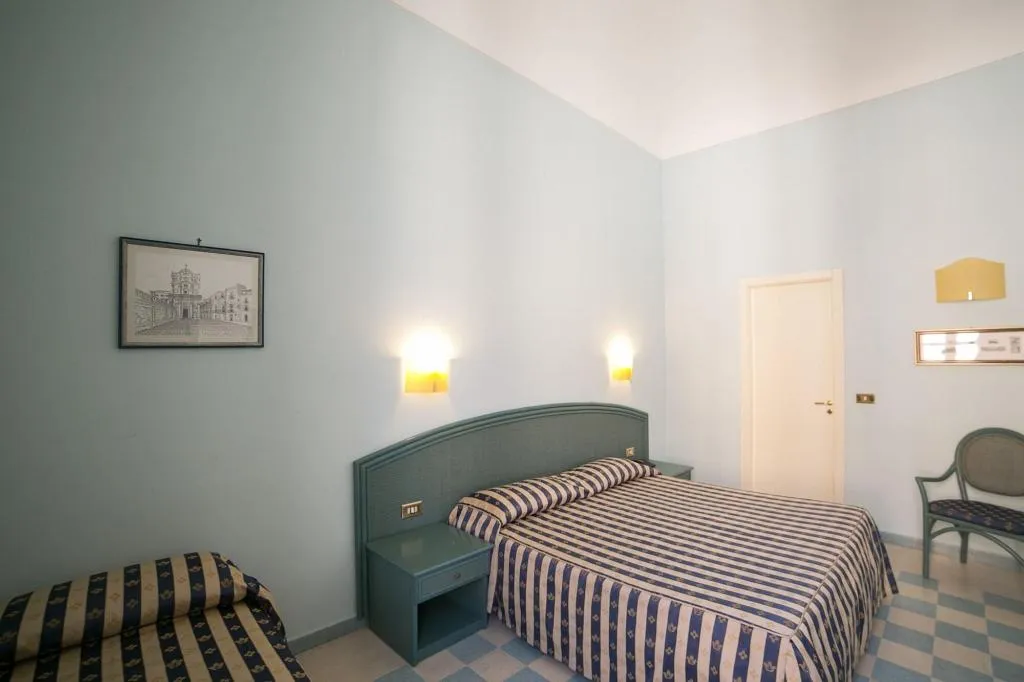 Room, Hotel Gran Bretagna, Catania