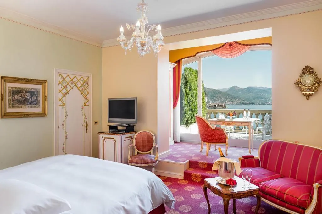 JUNIOR SUITE LAKE VIEW Room, Villa e Palazzo Aminta, Milan
