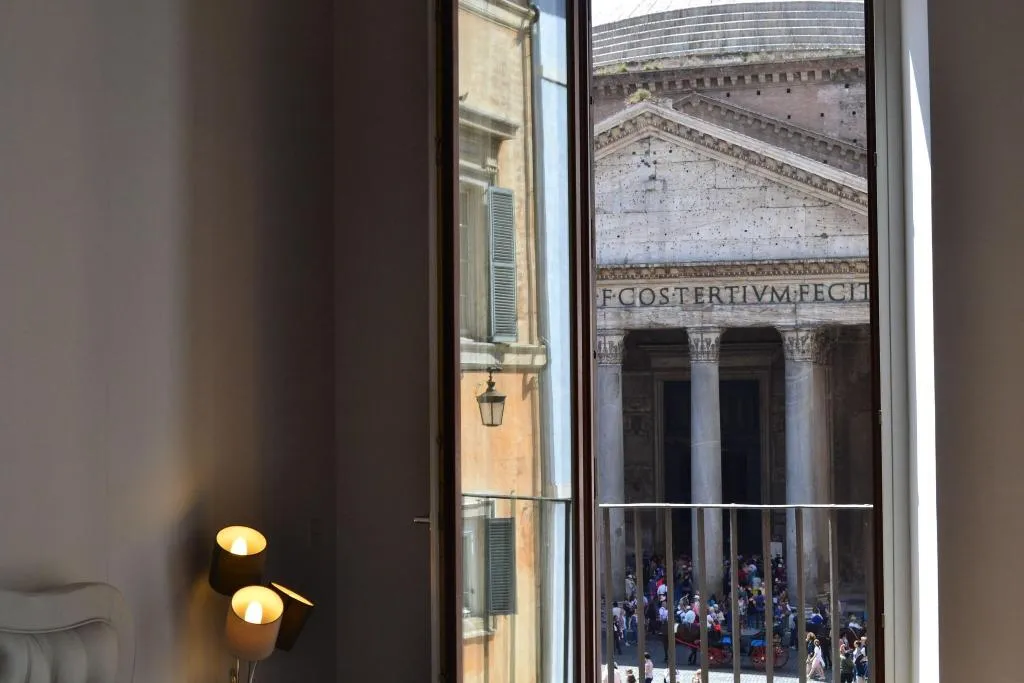 General view, Antico Albergo del Sole al Pantheon, Rome