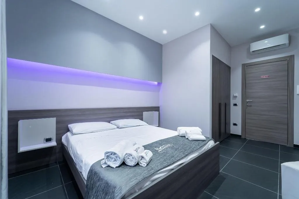 Room, Al Campanile H. Napoli Centro, Naples