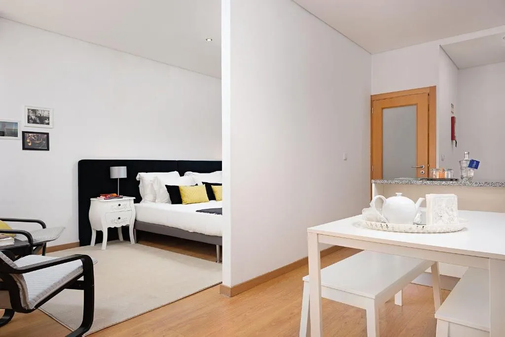 Room, Oporto Stories Apartments - Santa Catarina, 219, Porto