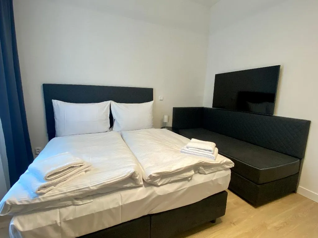 JUNIOR SUITE STANDARD Room, Figaro Suites, Prague