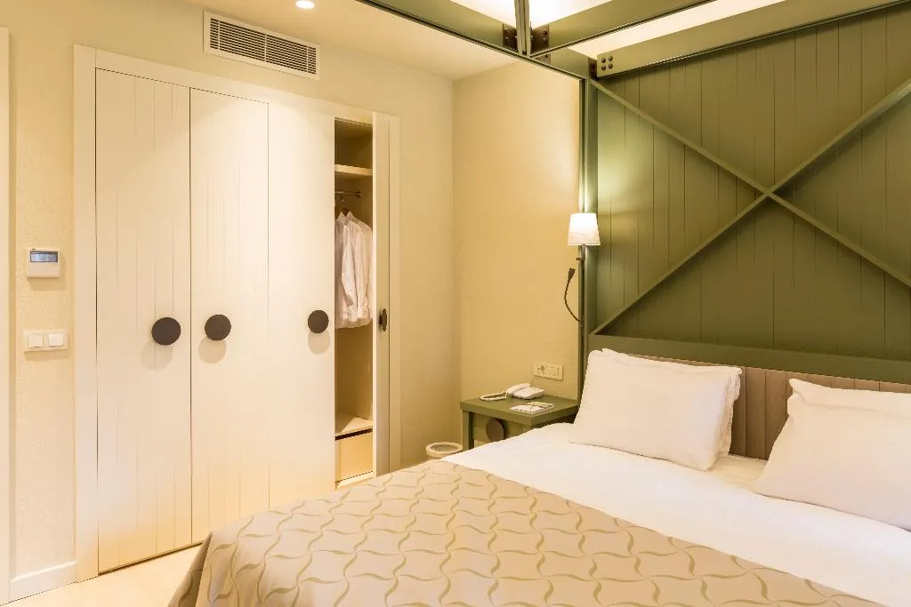 FAMILY ROOM STANDARD Room, Voyage Sorgun, Antalya