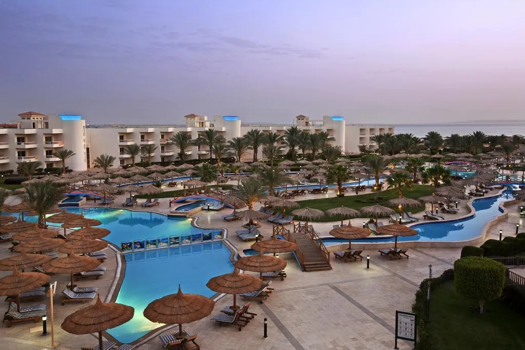 Terrace, Long Beach Resort, Red Sea Riviera