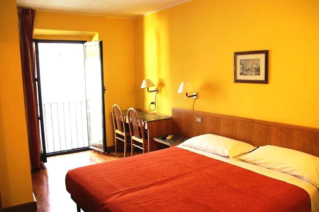 DOUBLE STANDARD Room, Hotel Vecchia Milano, Milan