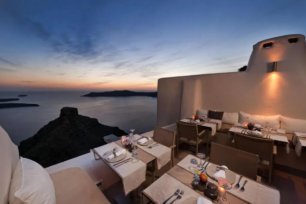 Restaurant, Kapari Natural Resort - member of Unique Lodges Na, Santorini