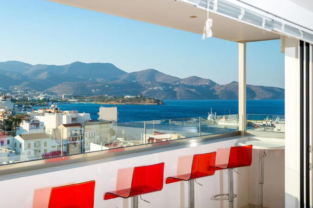 Bar, Ikaros Art Hotel, Crete