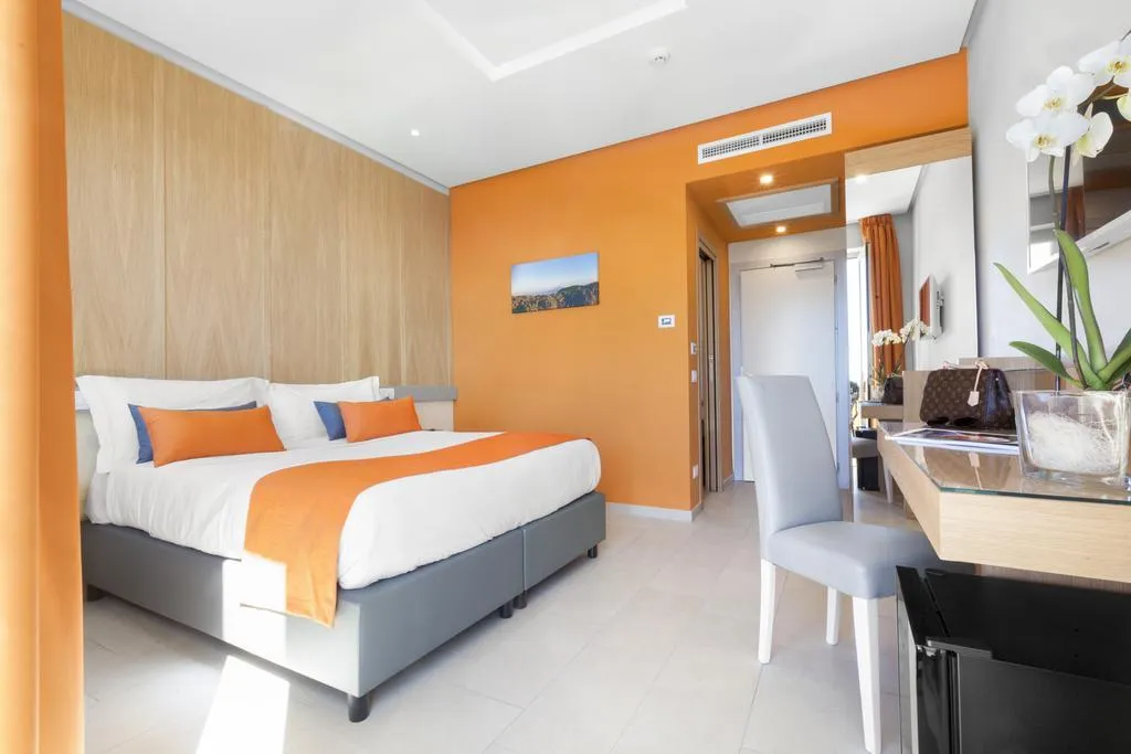 Double or Twin STANDARD Room, O Sole Mio, Naples