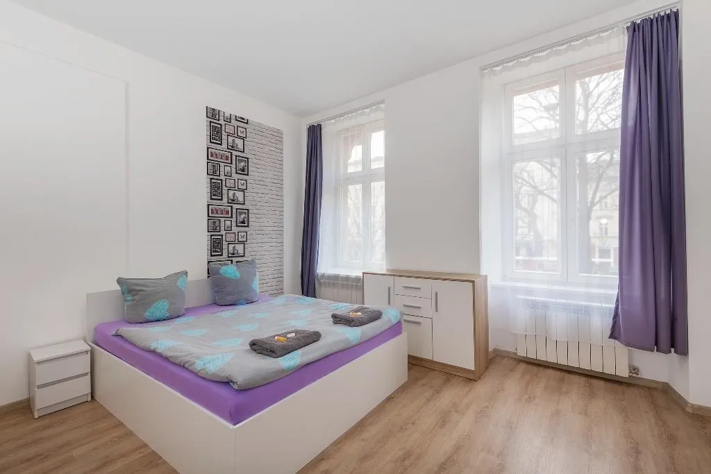 Double or Twin STANDARD Room, 70s Guest room, Krakow