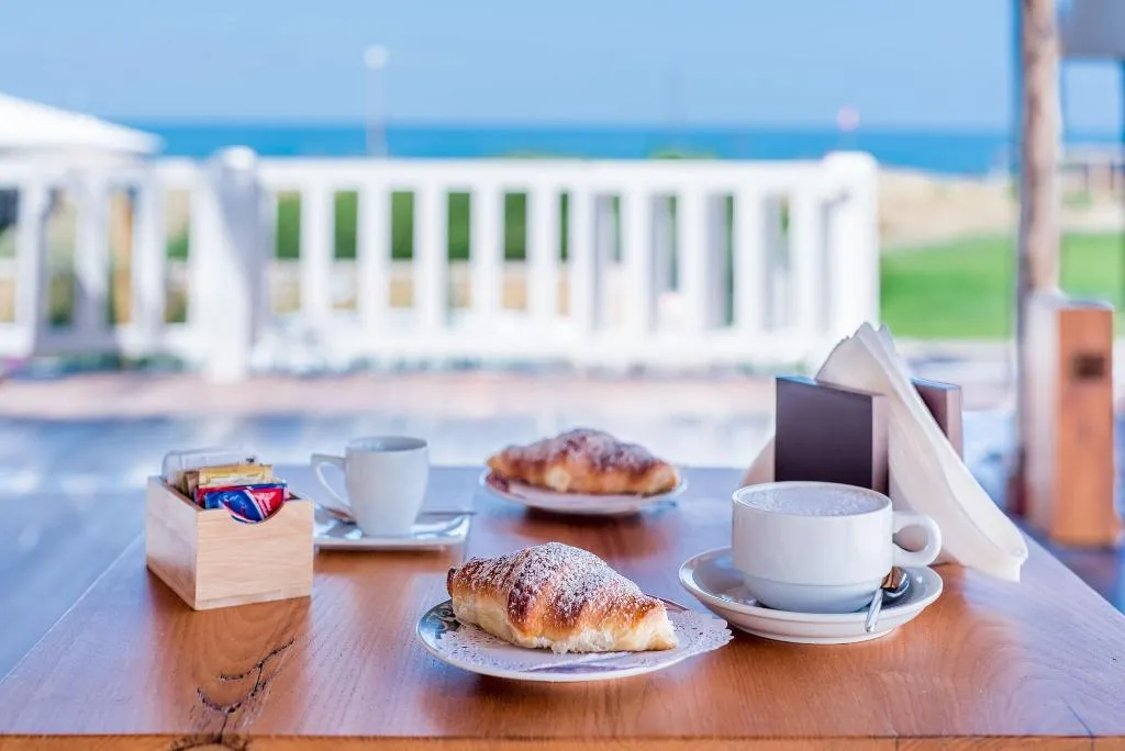 Restaurant, Cumeja Beach Club & Hotel, Naples