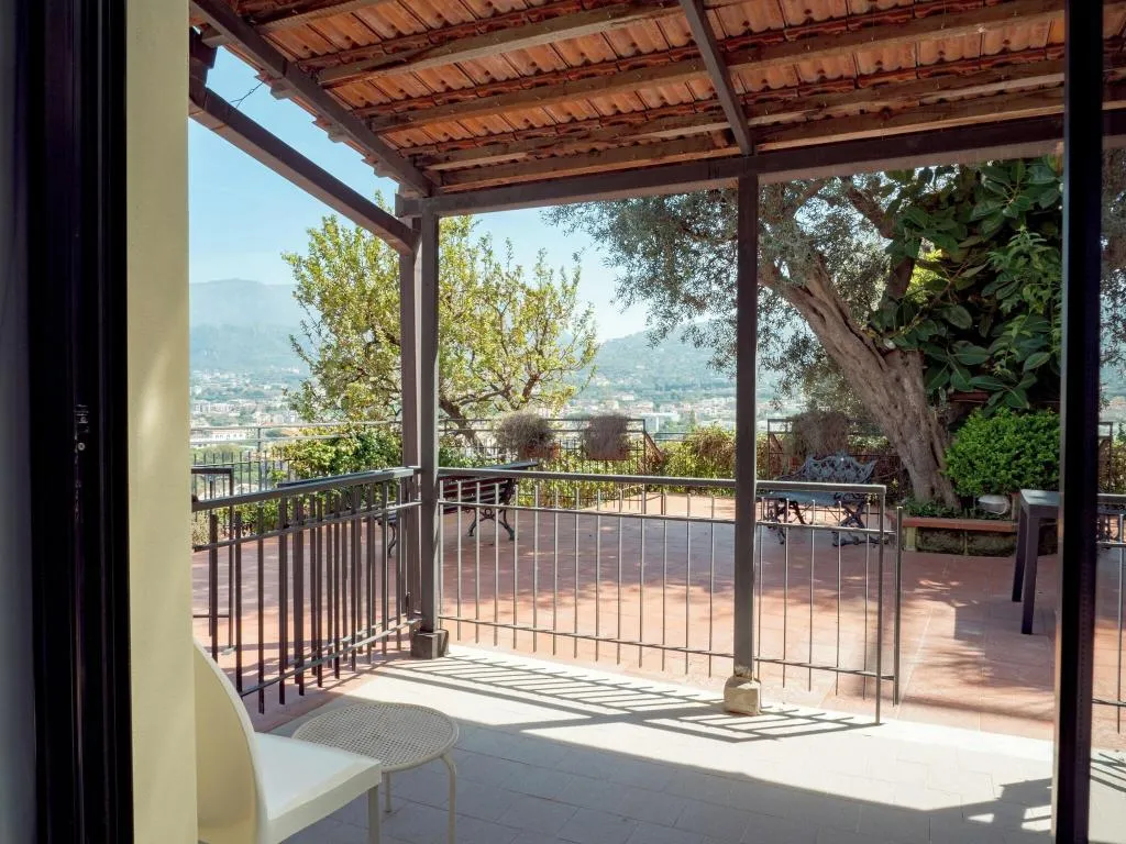 General view, Hotel Cristina, Naples