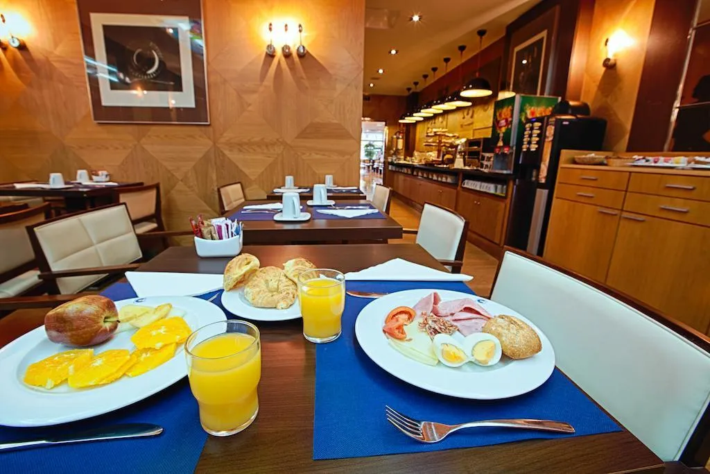 Restaurant, Evenia Rocafort, Barcelona