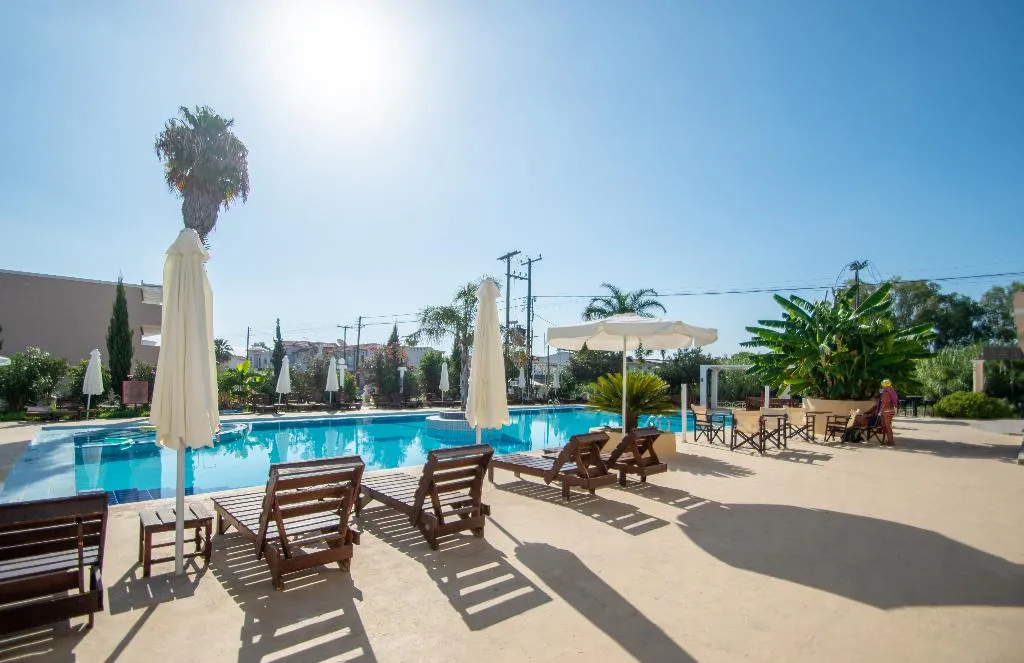 Pool, Ikaros, Zante