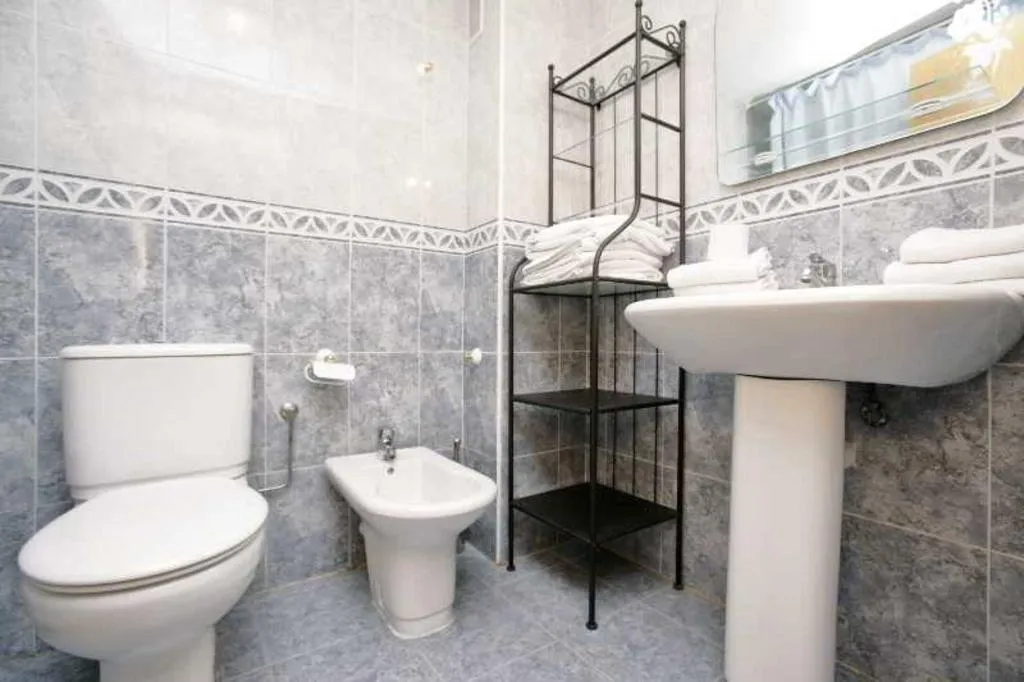 Room, Larimar Apt, Costa Dorada
