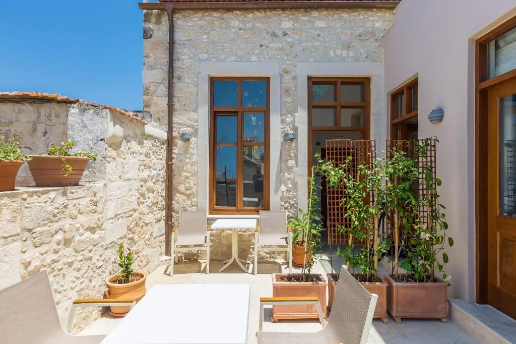 Terrace, Casa Dei Delfini, Crete