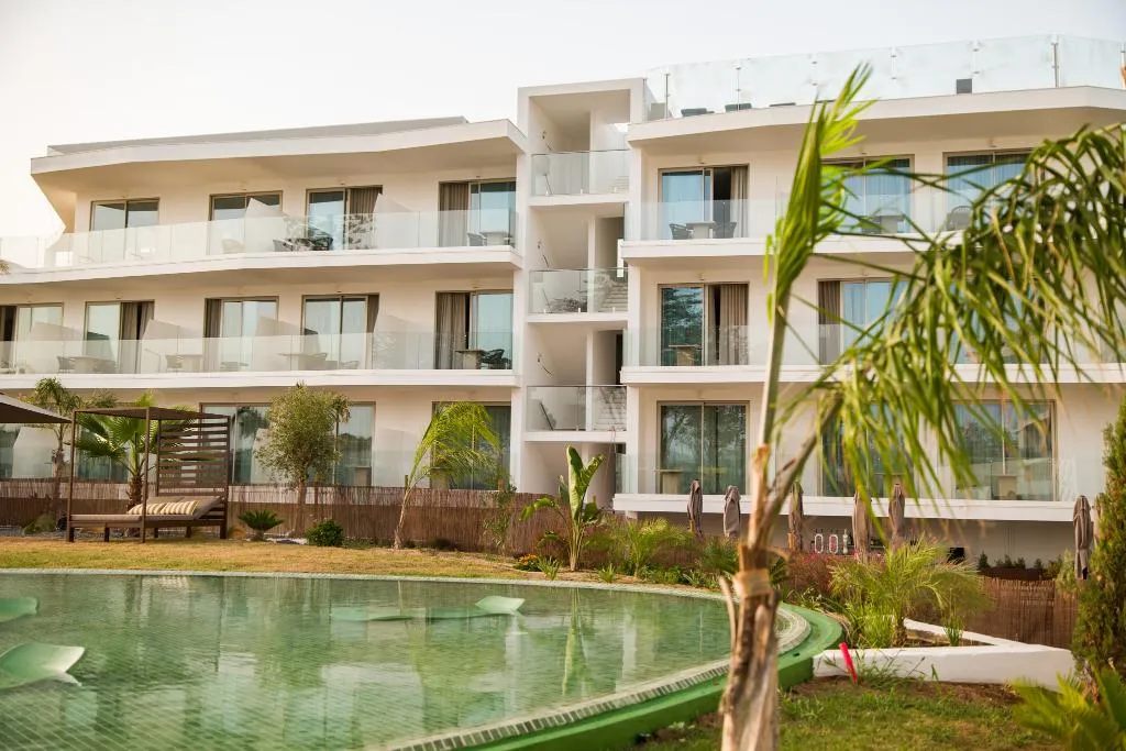 Pool, Castelo Suites Hotel, Algarve