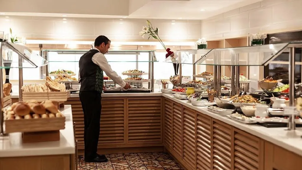 Restaurant, Holiday Inn Cairo Maadi, Cairo