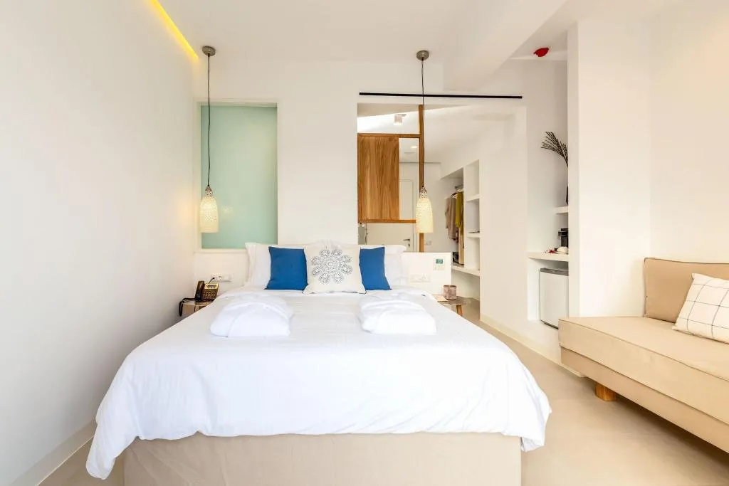 Room, Bluetopia Suites, Mykonos