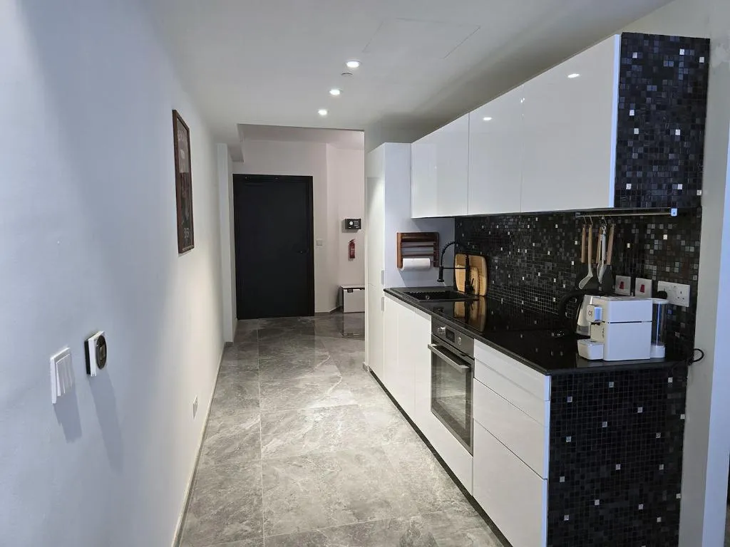 STUDIO WITH BALCONY Room, Mercury Suites - Skydream Getaways, Malta