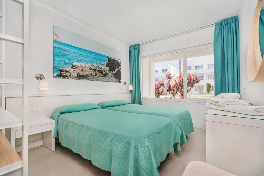 APARTMENT TWO BEDROOMS Room, Habitat, Majorca