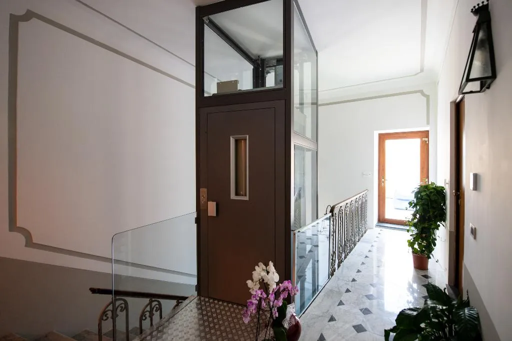Lobby, Don Giulio Luxury Rooms, Naples