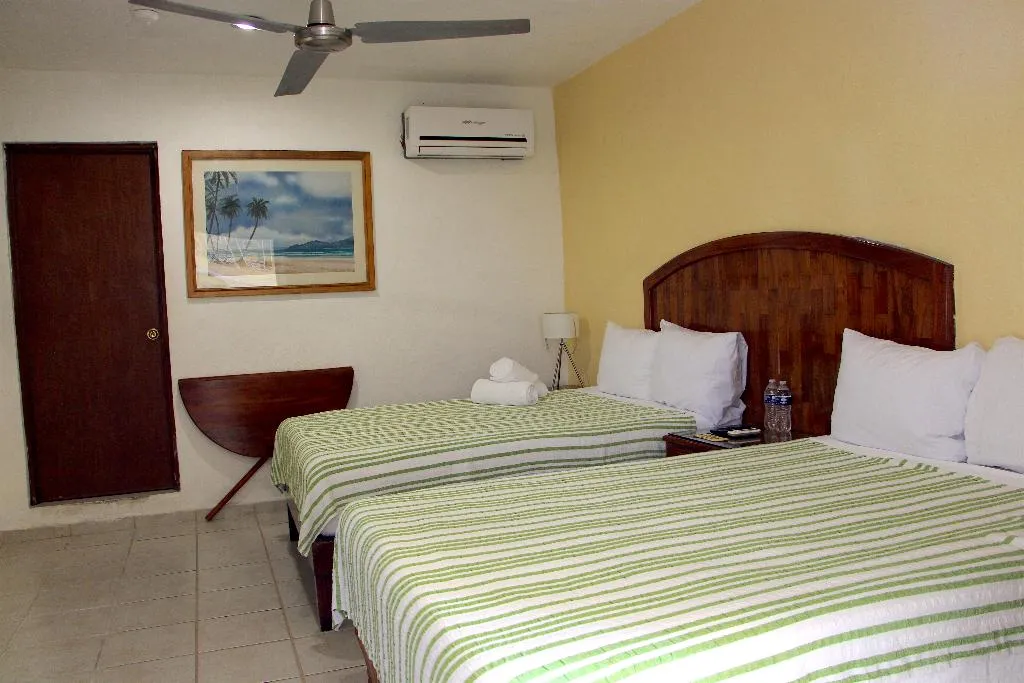 DOUBLE STANDARD Room, Plaza del Sol, Playa Del Carmen