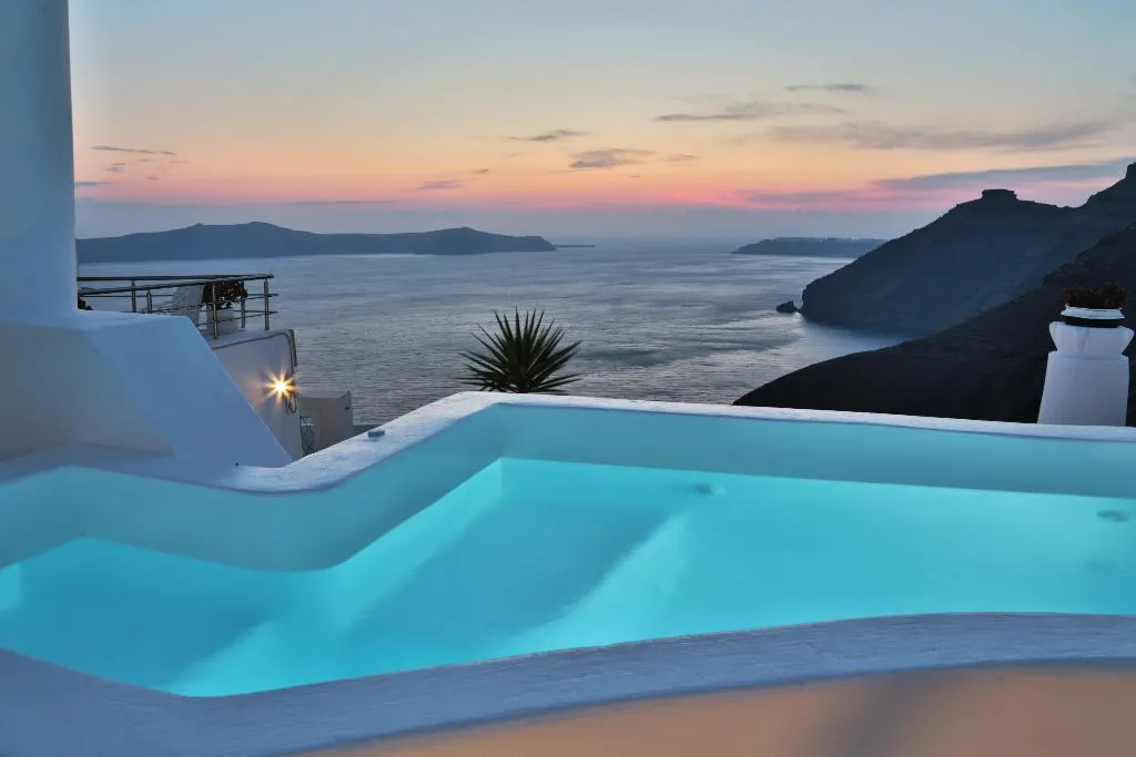 VILLA EXECUTIVE Room, Trieris Villas & Suites, Santorini