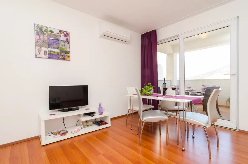 APARTMENT SEA VIEW WITH BALCONY Room, Apartments Ira, Dubrovnik