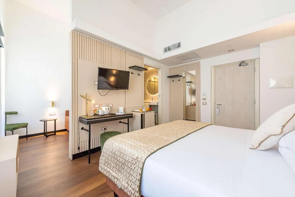 JUNIOR SUITE STANDARD Room, Best Western Art Deco, Rome