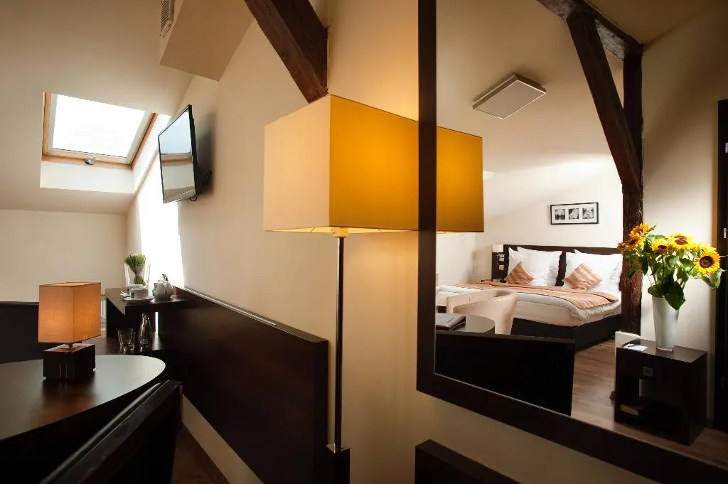 DOUBLE ONE BED Room, Spatz Aparthotel, Krakow