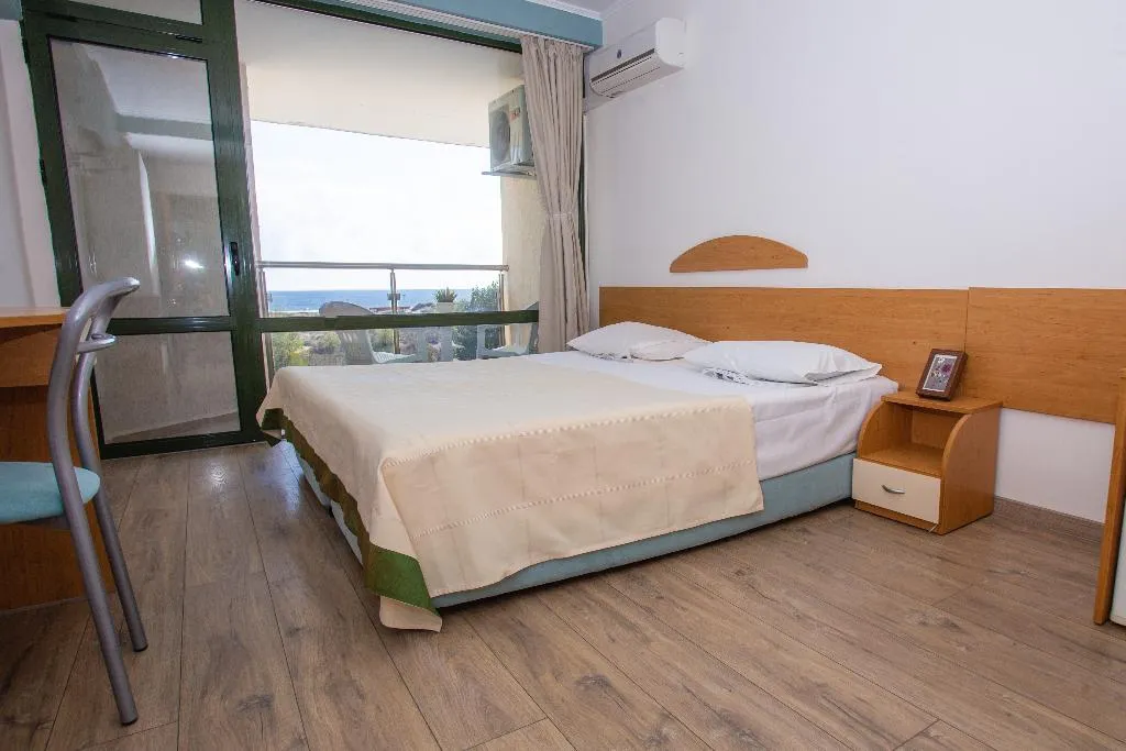 DOUBLE STANDARD Room, Amfibia Beach Complex, Bourgas