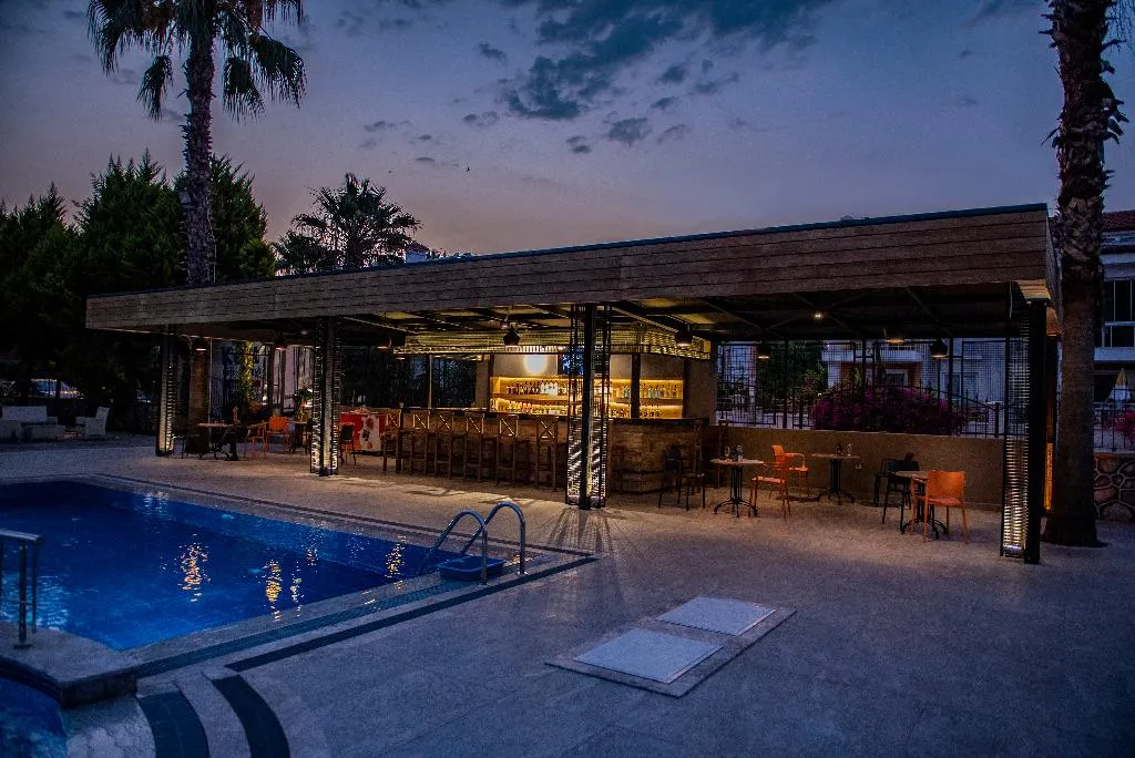 Pool, Nevada Hotel & Spa, Dalaman