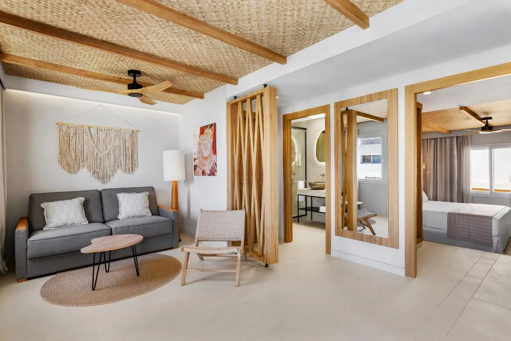 BUNGALOW STANDARD Room, Hotel Riu Palace La Mola, Ibiza