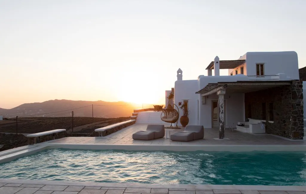 VILLA WITH PRIVATE POOL Room, Myconian Icon Villa, Mykonos