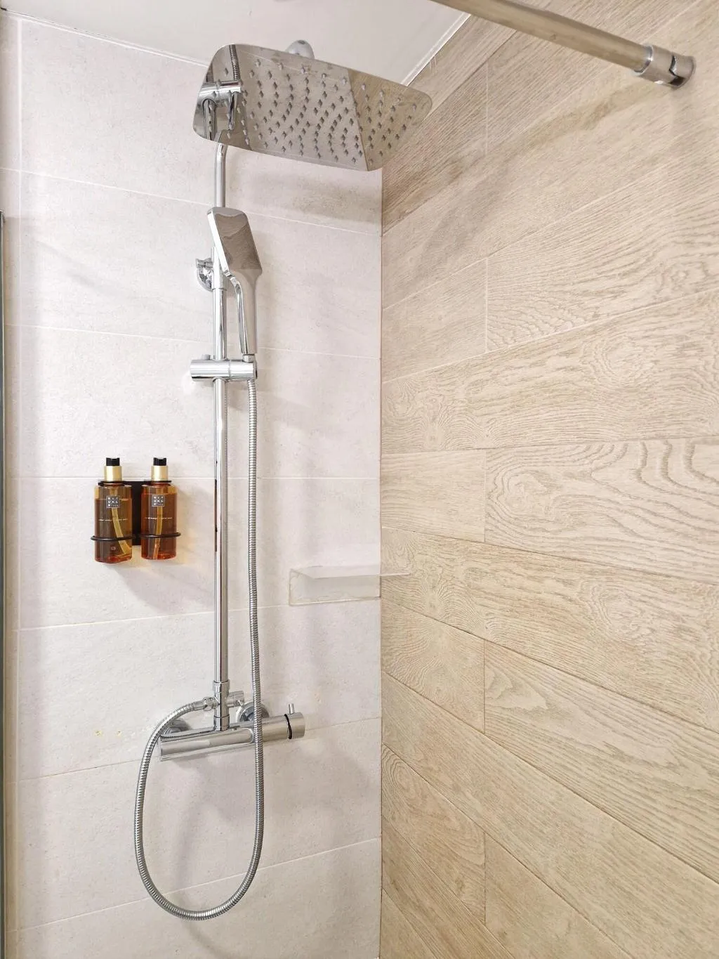 SUITE QUEEN SIZE BED Room, Casual Inca Porto, Porto