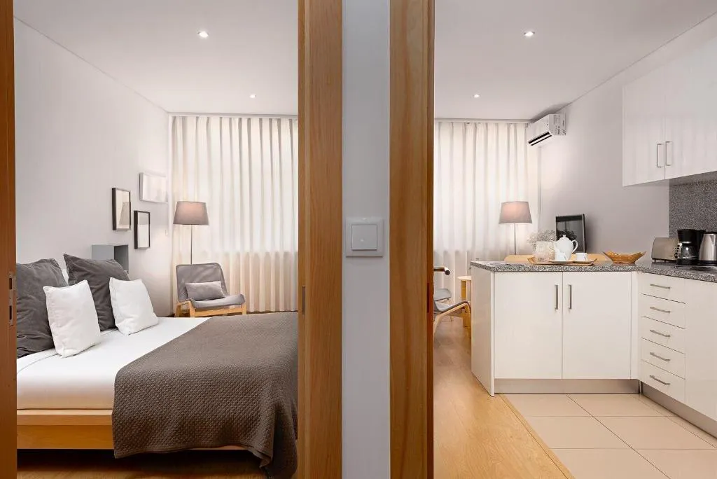 Room, Oporto Stories Apartments - Santa Catarina, 219, Porto