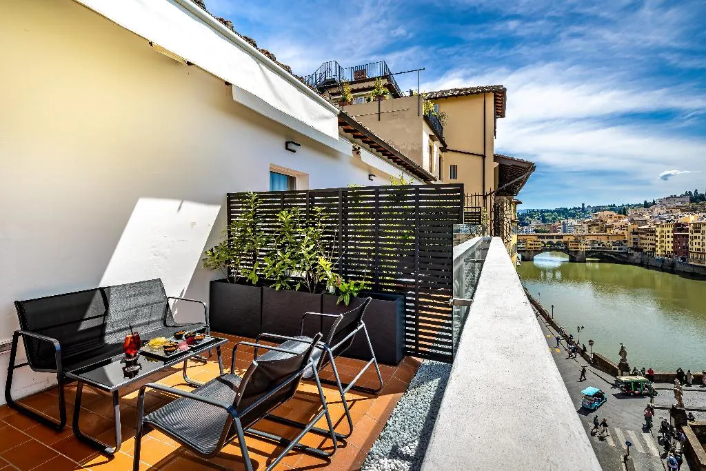 JUNIOR SUITE DELUXE WITH TERRACE Room, Palazzo Alfieri, Florence