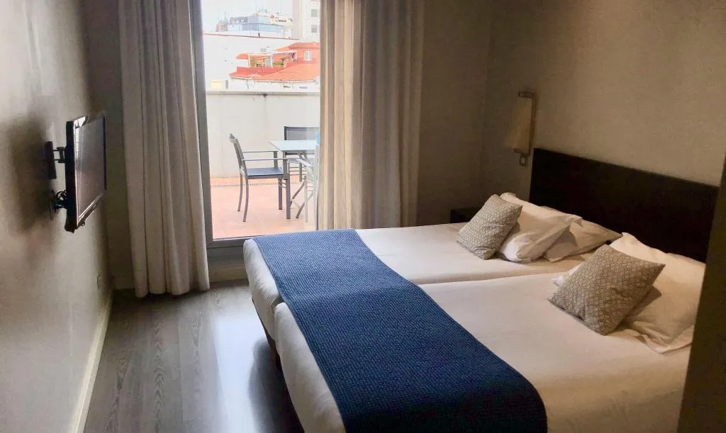 SUITE STANDARD Room, Suites Viena Plaza de España, Madrid