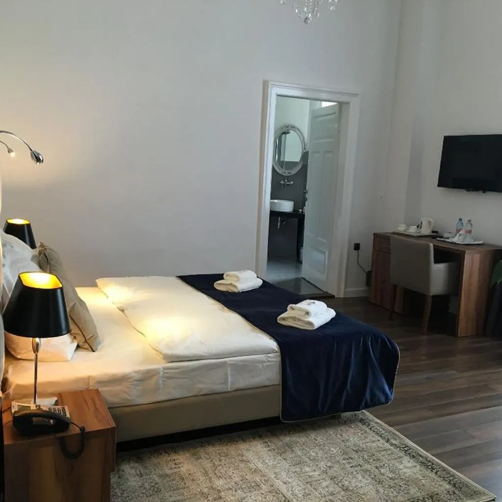DOUBLE STANDARD Room, Fortuna Hotel, Krakow