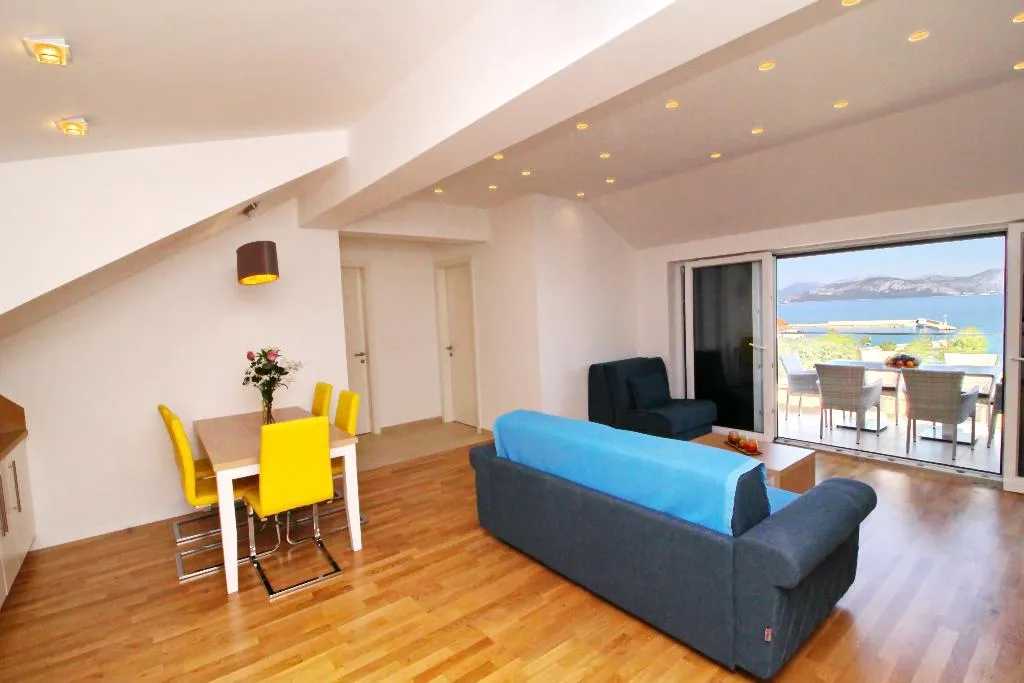 APARTMENT THREE BEDROOMS Room, Apartments Kula, Dubrovnik