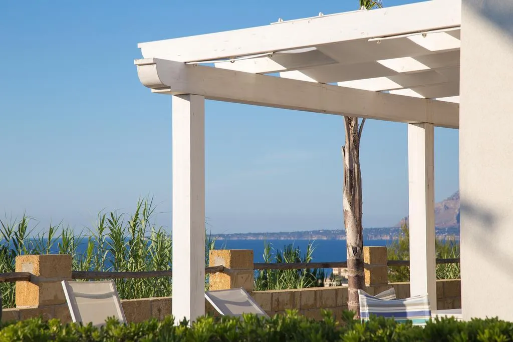 APARTMENT SEA VIEW CAPACITY 4 Room, Petruso Resort, Palermo