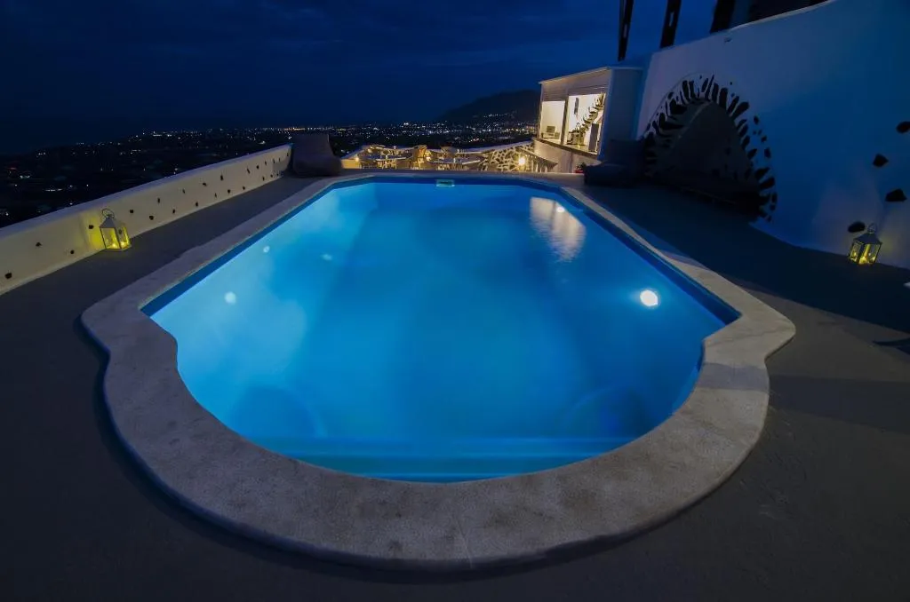 Sports and Entertainment, Belle etoile Villas, Santorini