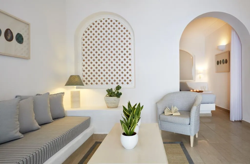 SUITE WITH PRIVATE POOL Room, Andromeda Villas, Santorini