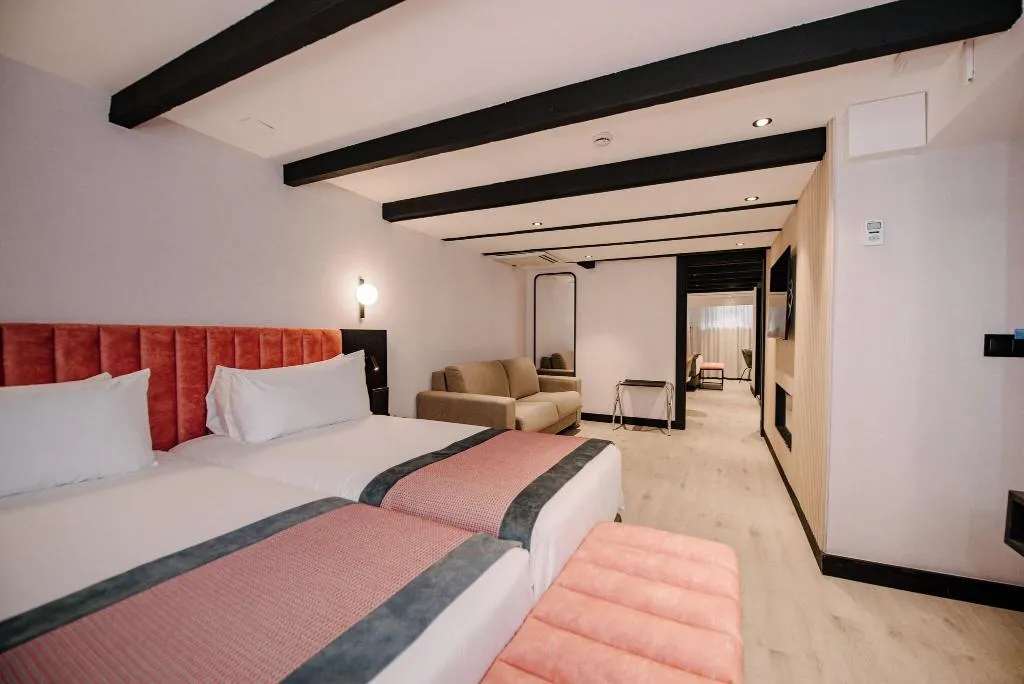 APARTMENT STANDARD Room, Catalonia Vondel Amsterdam, Amsterdam