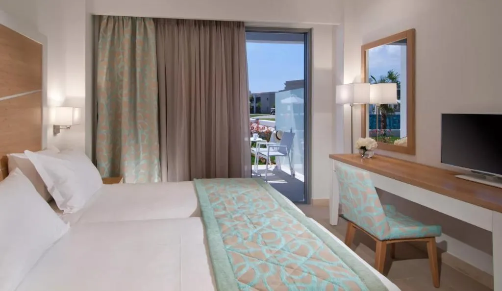 SINGLE STANDARD Room, Blue Lagoon Princess, Halkidiki