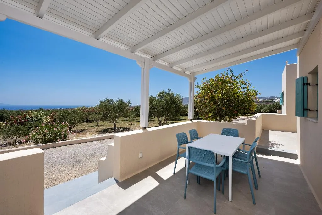 VILLA TWO BEDROOMS WITH PRIVATE POOL Room, Sienna Eco Resort, Santorini