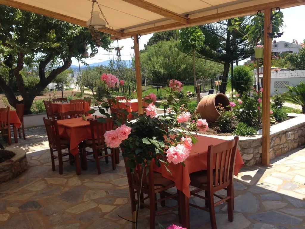 General view, Vontzos, Skiathos
